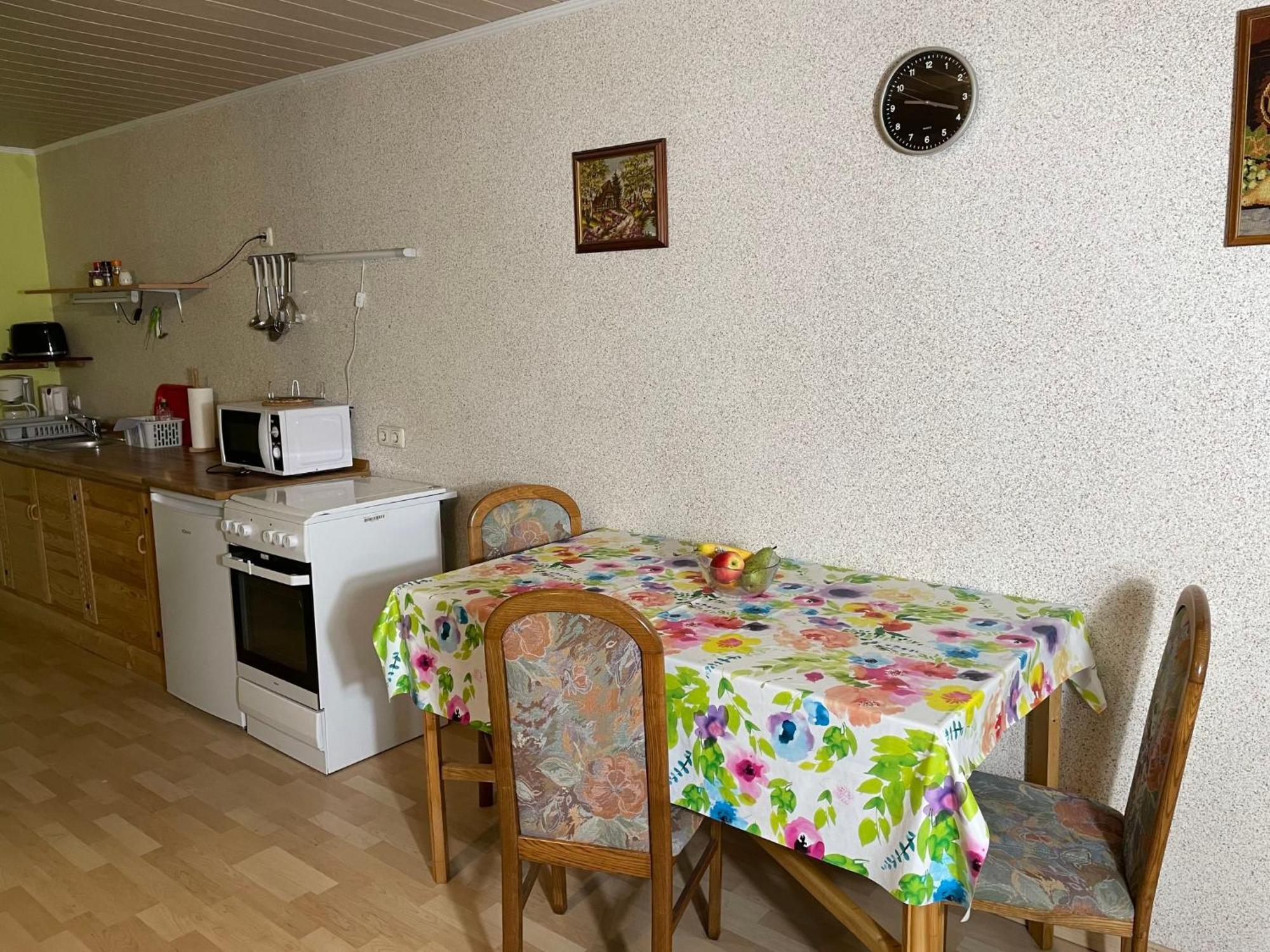 Apartment Old Huesung - Muz325 By Interhome Миров Екстериор снимка